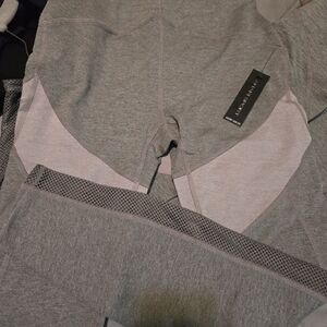 Gray  Leggings Tahari Sport